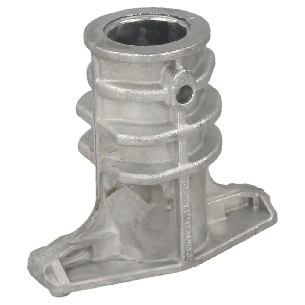 Blade bushing